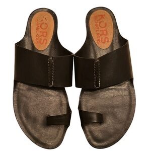 Michael Kors Toe Ring Leather Sandal